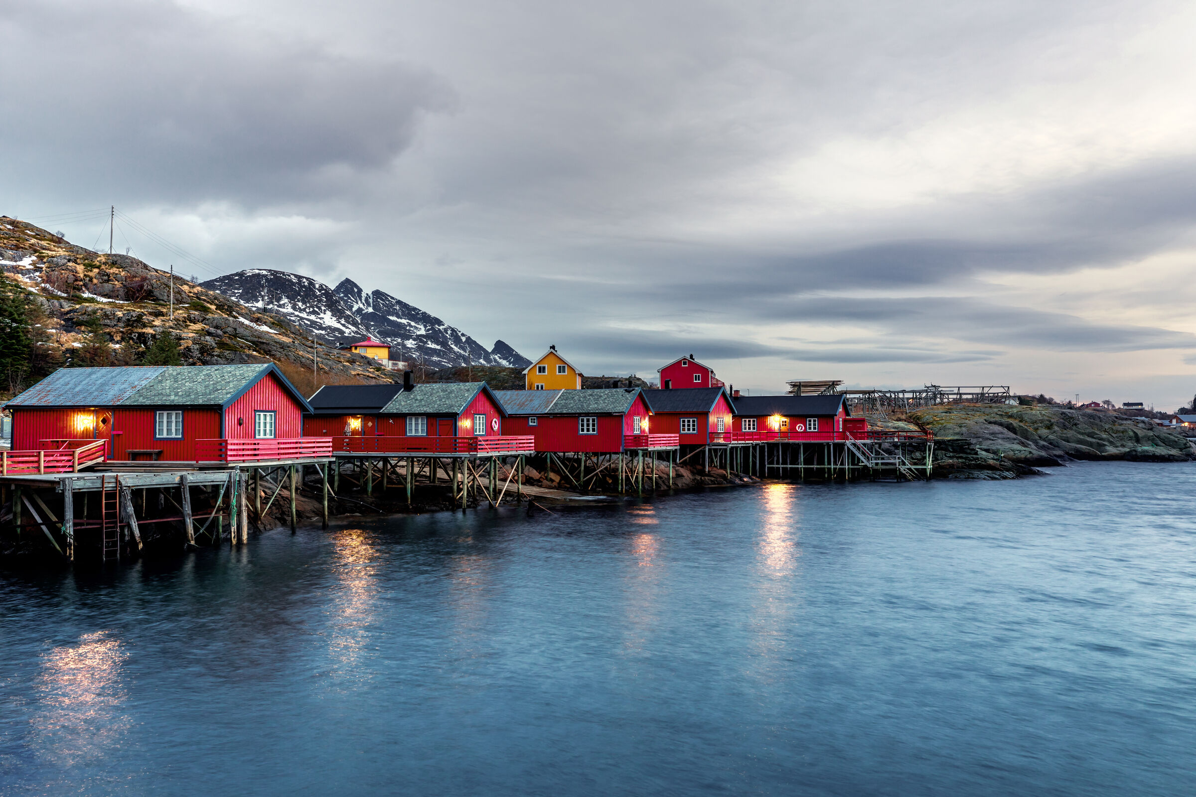 Rote Rorbuer in Å auf den Lofoten